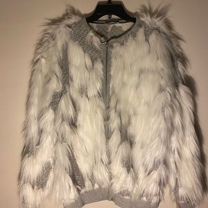 ZARA WHITE FAUX FUR JACQUARD COAT